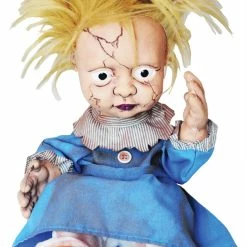 CREEPY GIRL KICKING ANIMATED